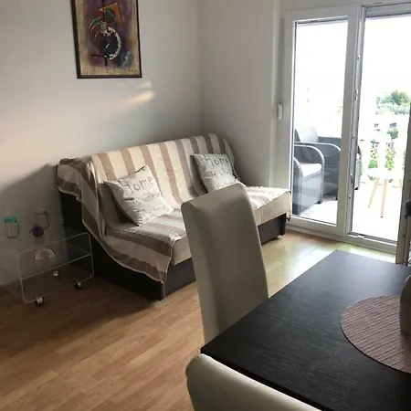 Blue Sky Apartment